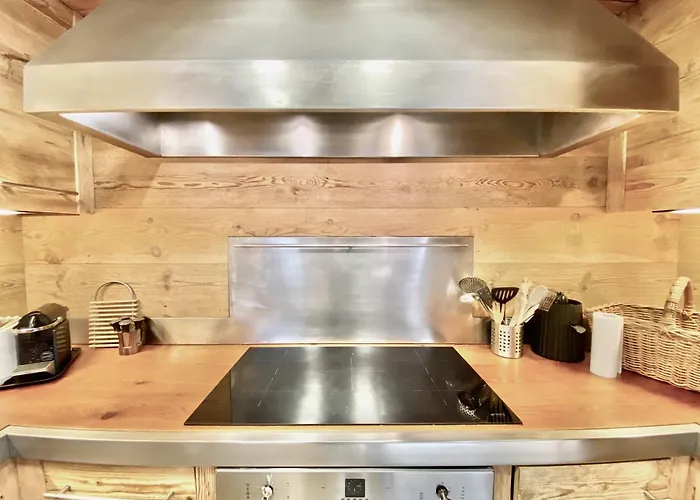 Luxury Flat With Views - Few Steps From Centre *